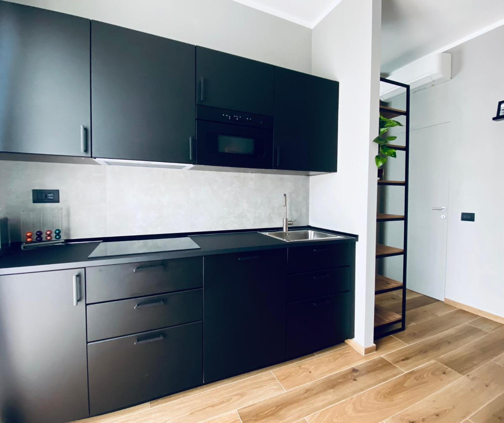 M4 Black Monolocale Moderno E Funzionale Scandicci Exteriör bild